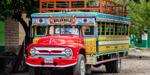 colombie en famille bus traditionnel chiva