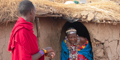 guide francophone Kenya village Masai