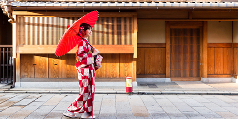 voyage au japon en famille geisha kimono